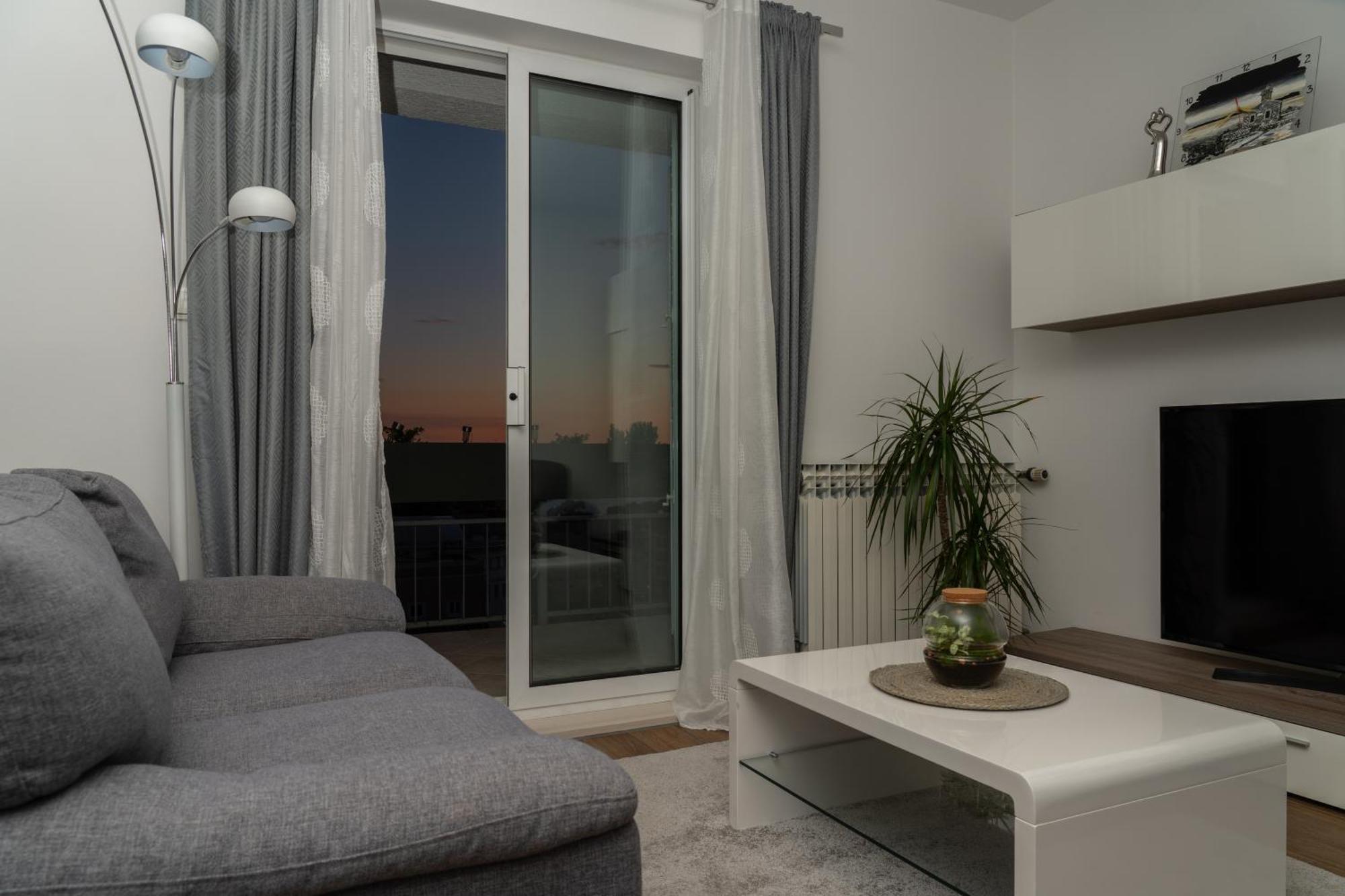 Apartment Ana Makarska Exteriör bild